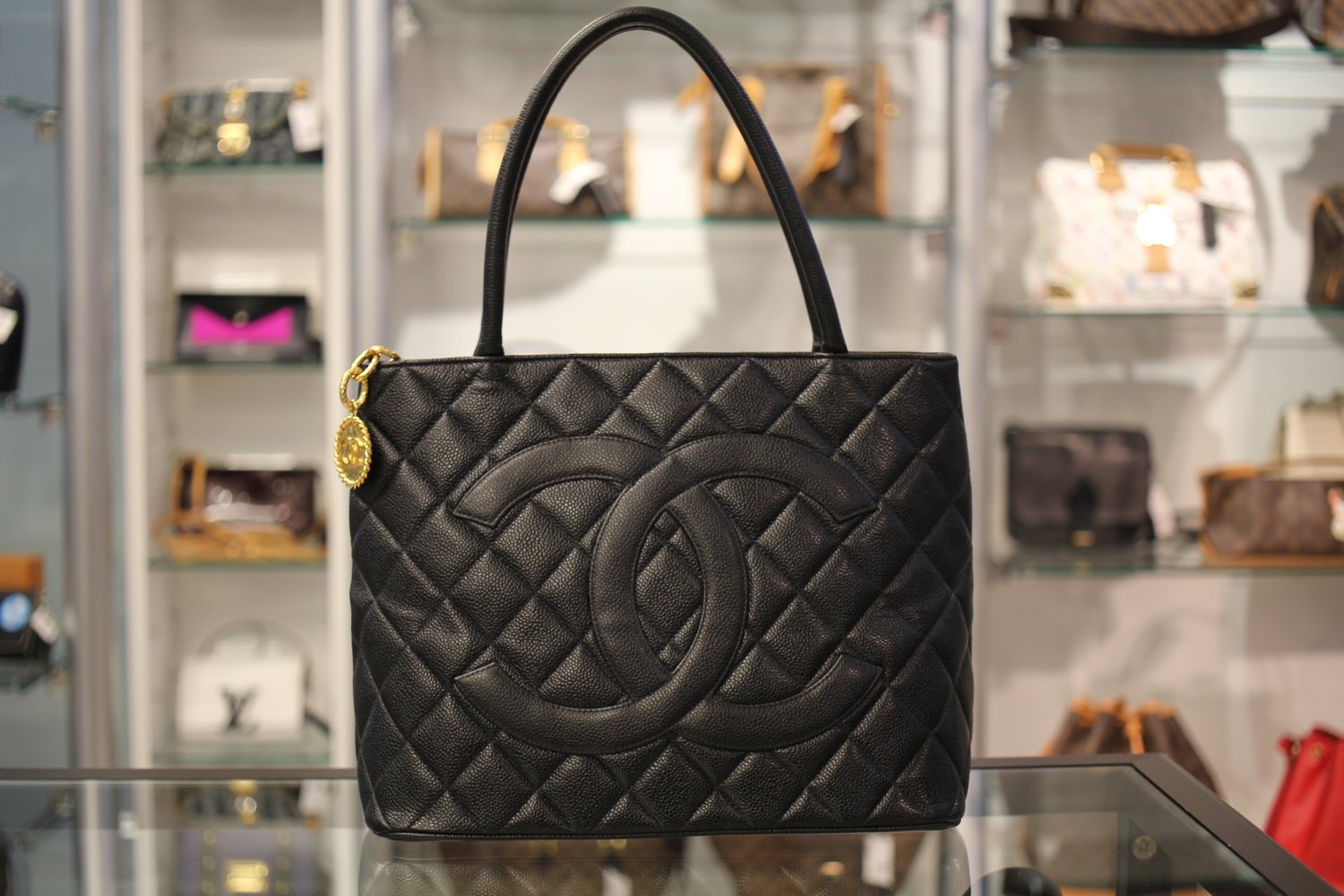 CHANEL｜シャネル 復刻トート バッグ – Used Brand Shop ROZE