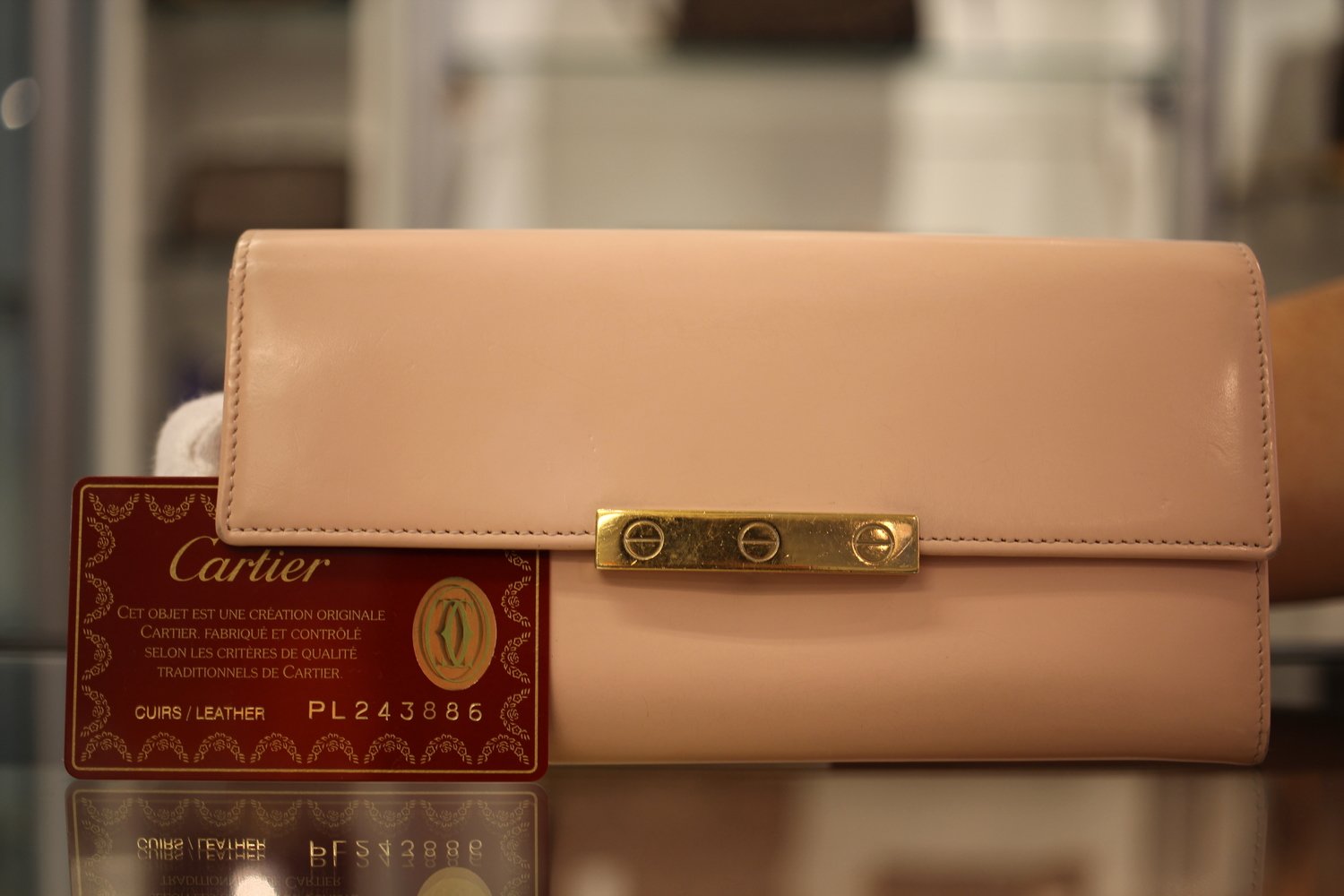 Cartierカラーカルティエ Cartier ラブコレクション 長財布 A1000434